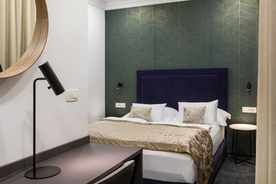 Standardna dvoposteljna soba v Garni Hotelu Cirman Ljubljana